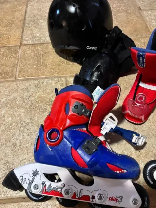 Patines Oxelo Talla 30-32 + Casco