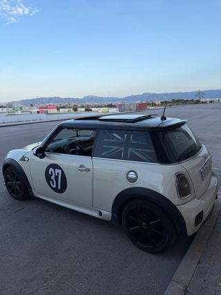 MINI R56
