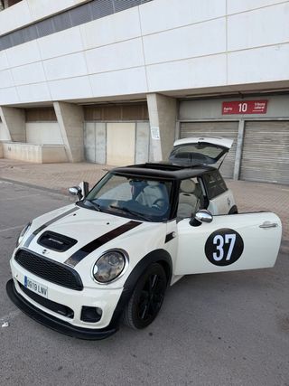 MINI R56