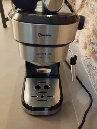 Cafetera Cecotec Cumbia Cafelizzia