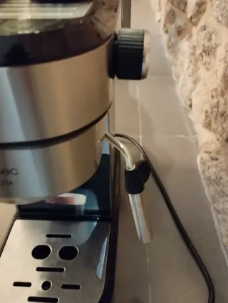 Cafetera Cecotec Cumbia Cafelizzia