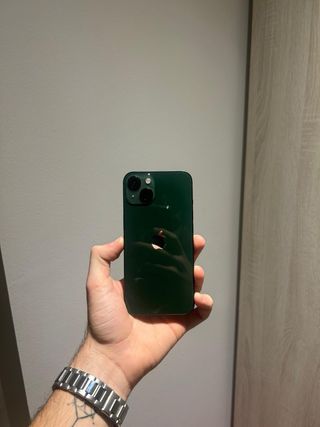 iPhone 13 Verde 128GB + iPad 10 64GB.