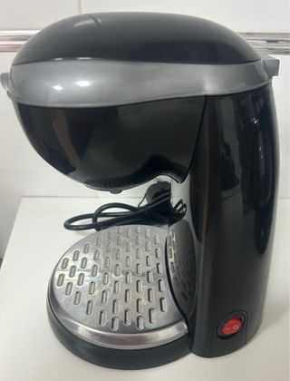 Cafetera Negra y Plateada