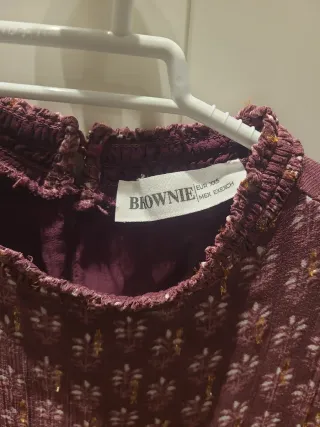 Blusa Brownie hombros descubiertos talla XXS