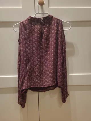 Blusa Brownie hombros descubiertos talla XXS