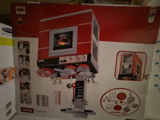 Cocinita de juguete Miele con accesorios