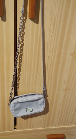 Bolso Bimba y Lola blanco y plateado