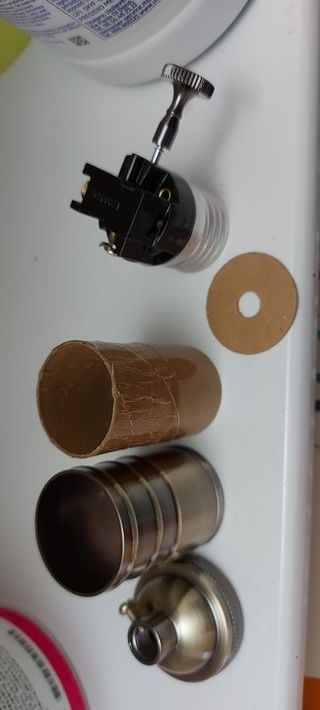 Ciondolo resina marrone e oro