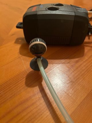 Bomba de aire Eheim 200 para acuario