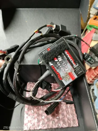 Centralina Power Commander V Suzuki gsxr