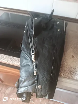 Cazadora Rokera Negra