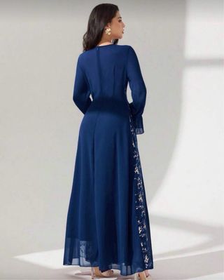 Vestido largo azul elegante