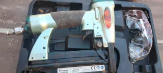 Compresor Unicair CS 1.0 y pistola Nova 8/45