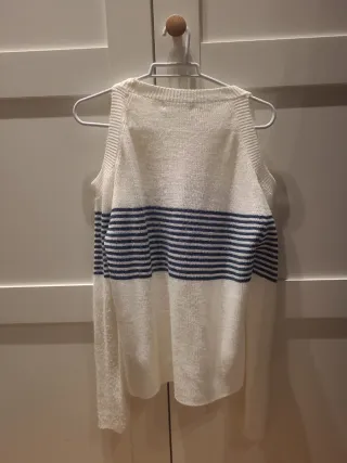 Jersey blanco con rayas verdes sin hombros