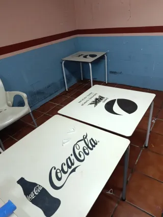 Sillas y mesas Coca-Cola y Pepsi Terraza Plástico