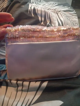 Bolso Prada vintage Y2K lentejuelas rosa y dorado