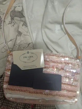 Bolso Prada vintage Y2K lentejuelas rosa y dorado