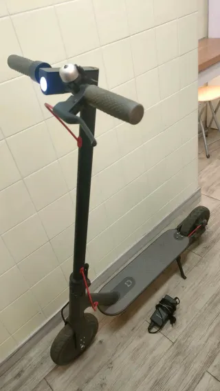 Patinete Eléctrico Xiaomi M365, negro