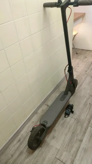 Patinete Eléctrico Xiaomi M365, negro