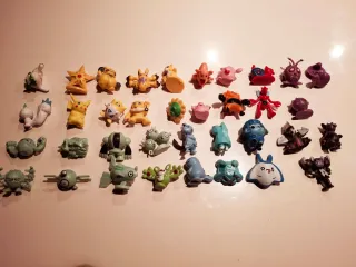 Lote 36 Figuras Mini Pokémon