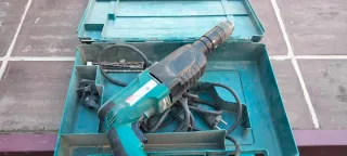 Makita HR2450 T - Martillo Perforador