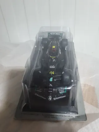 Mercedes-AMG F1 W14 Lewis Hamilton 2023 1:24