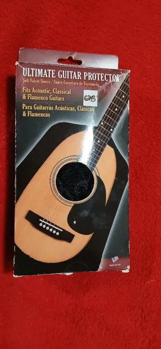 Protezione per chitarra acustica classica