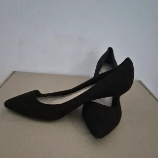 Zapatos de tacón negros NUEVOS