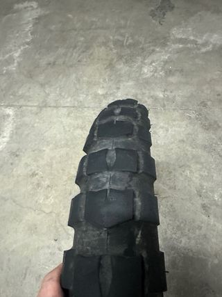 Neumático Pirelli Scorpion Rally 90/90/21 Tubeless