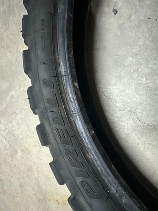 Neumático Pirelli Scorpion Rally 90/90/21 Tubeless