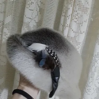 Sombrero casquete foca gris y blanco