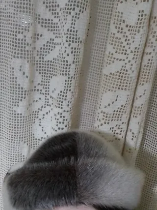 Sombrero casquete foca gris y blanco