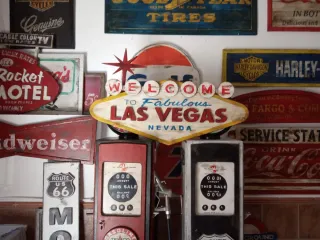 Cartel Las Vegas Vintage
