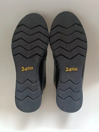 Zapatos negros 24HRS mujer