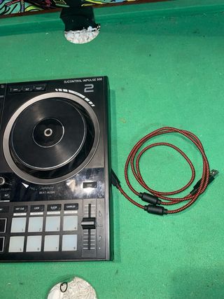 Controlador DJ Hercules Impulse 500