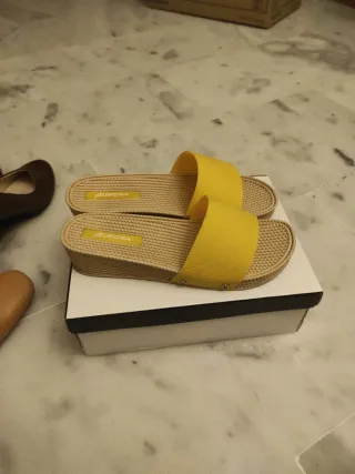 Zapatos de vestir plateados VIRUCCI