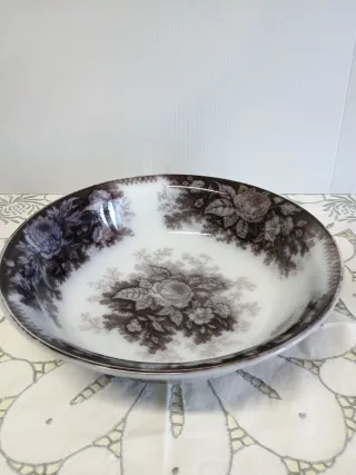 Palanganero de forja con espejo