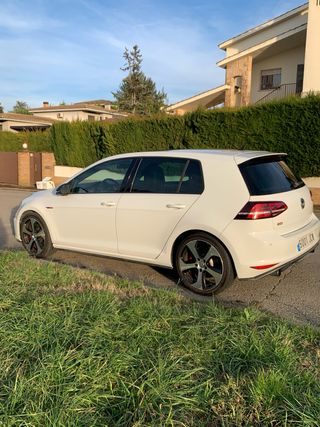 Volkswagen Golf 2015