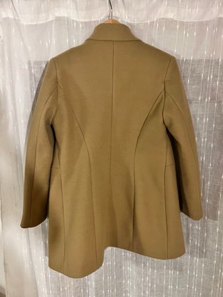 Cappotto JOANA con chiusura a montgomery