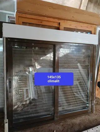 Ventana corredera aluminio 145x135