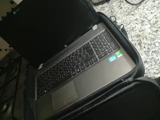 Portátil HP Intel i3 en buen estado – Windows inst