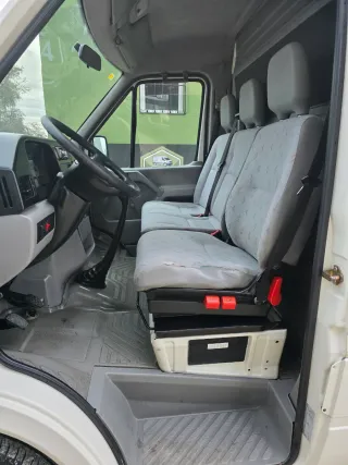 Volkswagen LT28 2001