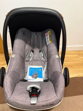 Maxi Cosi Silla y Base Pebble Pro-Size