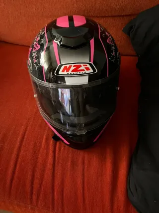 Casco Nzi Talla XS Negro y Rosa