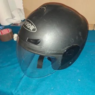 Casco de moto LEVIOR con visera