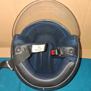 Casco de moto LEVIOR con visera