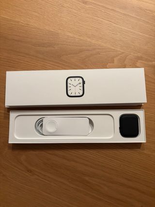Apple Watch Series 7 45mm Space Gray