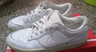 Zapatillas Nike Dunk SB Blancas