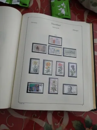 Álbum Kabe con más de 600 Sellos Alemania