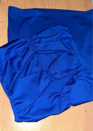 Vestido M&D azul eléctrico corto ajustado